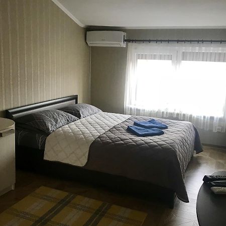 Panoramic View Top Floor Apartment In The City Center Мукачево Экстерьер фото