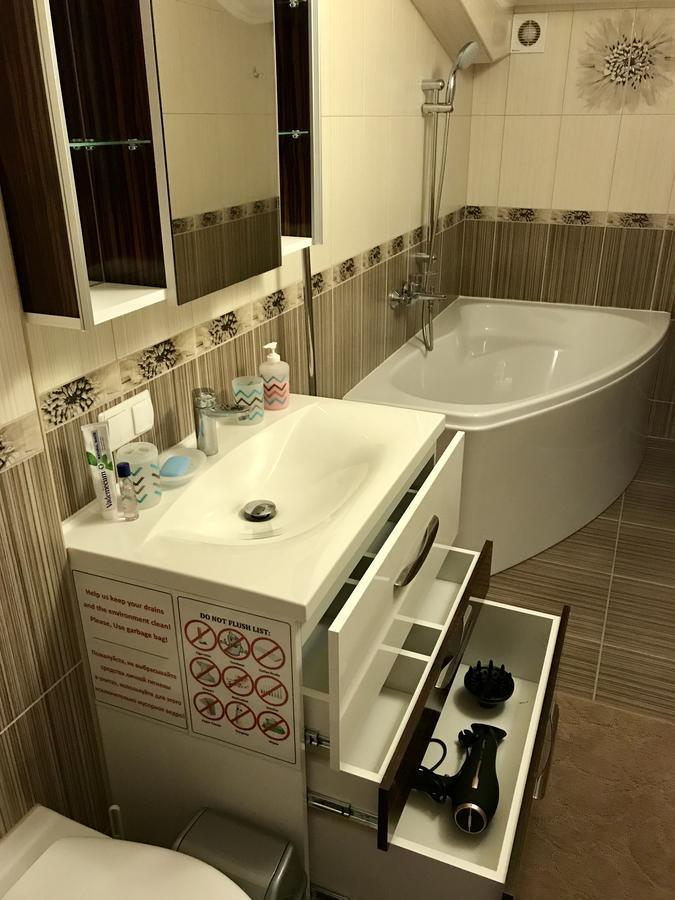 Panoramic View Top Floor Apartment In The City Center Мукачево Экстерьер фото